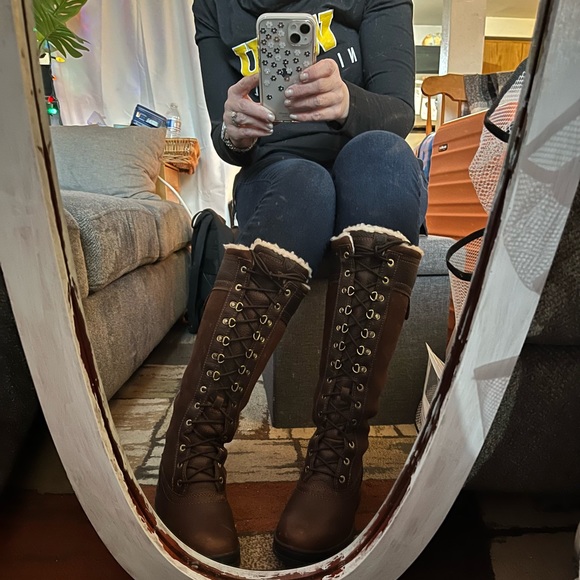 Meet your Posher, Alethia - Picture 9 of 16